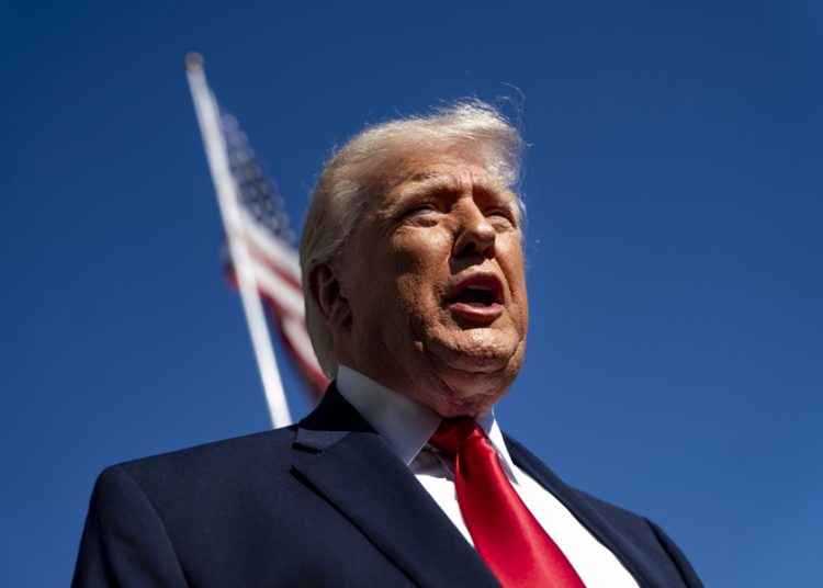 Trump bloqueará el estrecho de Ormuz