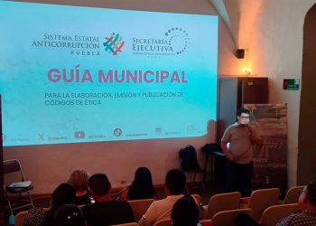 Fortalecen capacidades municipales con Jornadas de Capacitación Anticorrupción en Puebla