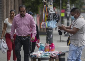 La tasa de desempleo en México sube al 2,6 % en 2026