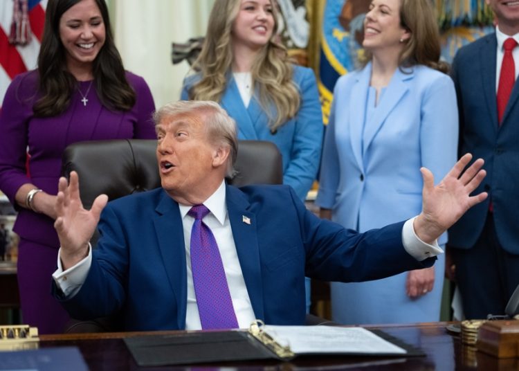 Trump analiza convertir a Venezuela en el estado 51 de EE.UU.