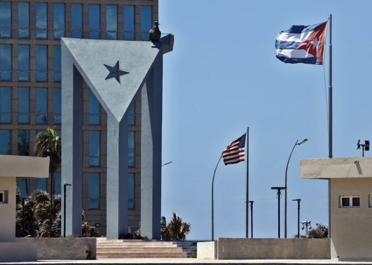EE.UU. endurece sanciones contra funcionarios de Cuba