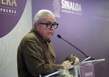 Congreso de Sinaloa aprueba licencia de Rocha Moya
