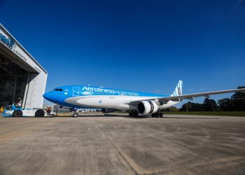 Avión con ‘la 10’ de Messi llevará a Argentina al Mundial