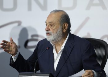 Carlos Slim anuncia inversiones en México de 5 mil millones de dólares en 2026