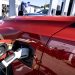 Gasolina cara impulsa interés por autos eléctricos en EE.UU.