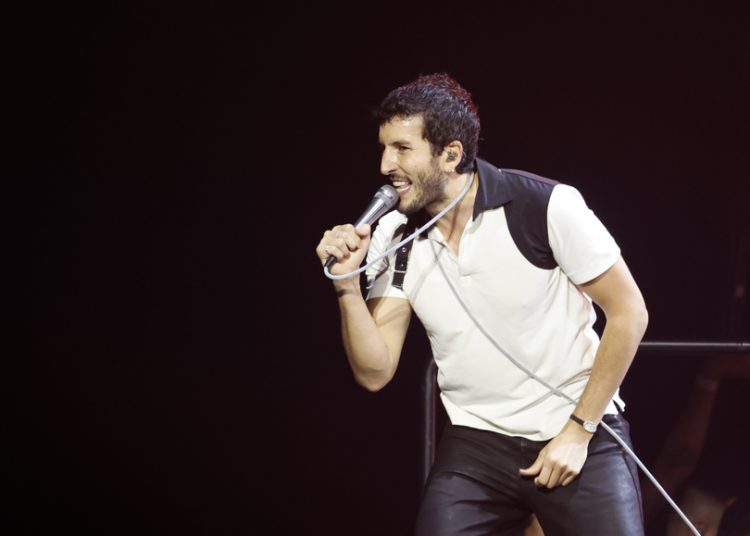 Sebastián Yatra ofrece concierto íntimo en la Ciudad de México