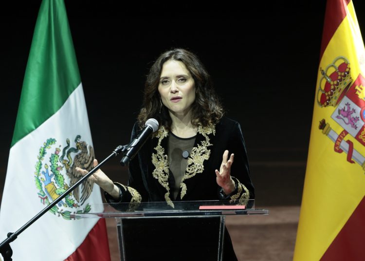 Isabel Díaz Ayuso y Nacho Cano homenajean el mestizaje en México