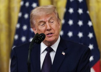 Trump pide a Arabia Saudí y Catar normalizar relaciones con Israel