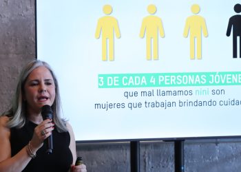 Mujeres ‘ninis’ en México dedican 2 mil 700 horas a trabajo doméstico: Oxfam