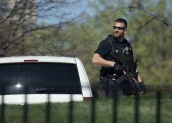 Casa Blanca bajo cierre tras sonidos de disparos