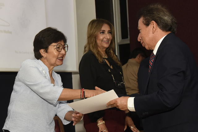 Rectora Lilia Cedillo reconoce labor de contadores públicos en la BUAP