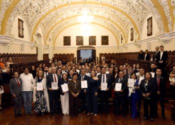 Rectora Lilia Cedillo reconoce compromiso de directivos y secretarios administrativos de la BUAP