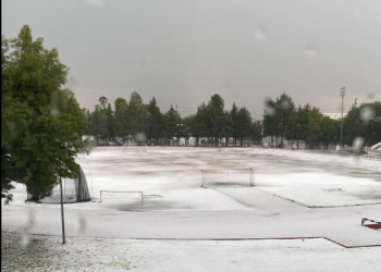 Áreas deportivas resultan afectadas tras la caída de granizo