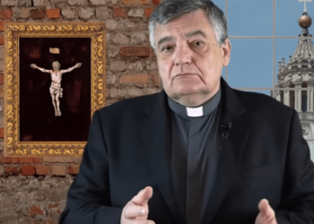 Famoso Sacerdote visita Izúcar y Puebla