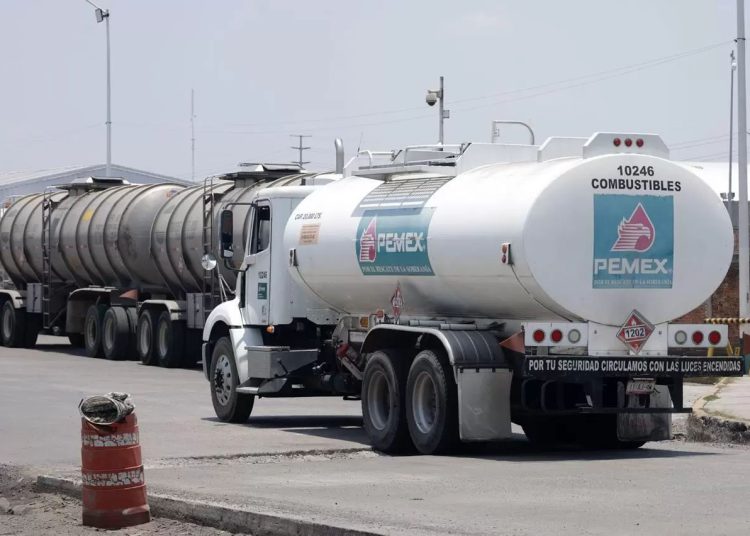 Angustia escasez de gasolina en Puebla