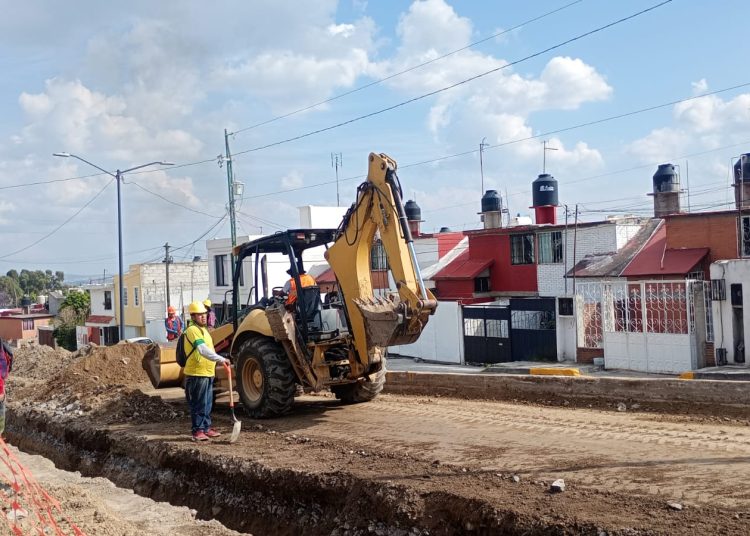 Agua de Puebla sustituye la infraestructura sanitaria en la colonia SNTE
