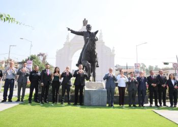 Rehabilita gobierno estatal el Arco de Loreto y devela escultura de Ignacio Zaragoza