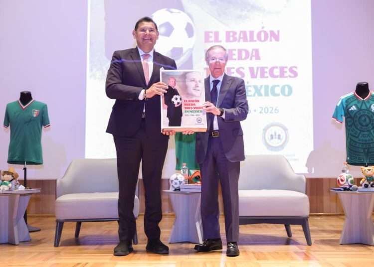 Gobierno del estado y José Ramón Fernández proyectan legado mundialista
