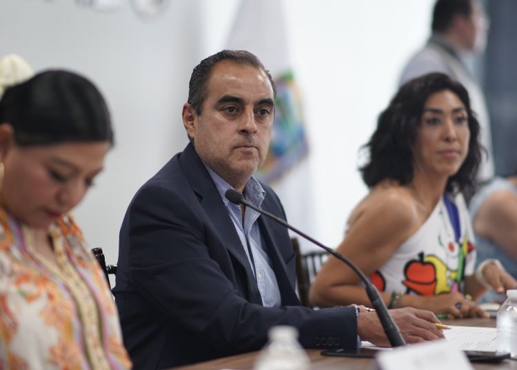 SCJN reitera al Congreso legislar sobre infancias trans; diputados dialogan con abogados