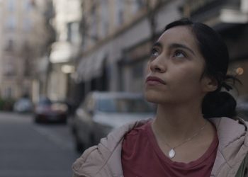 De Puebla a Cannes: Adriana Paz brilla bajo la dirección de Diego Luna