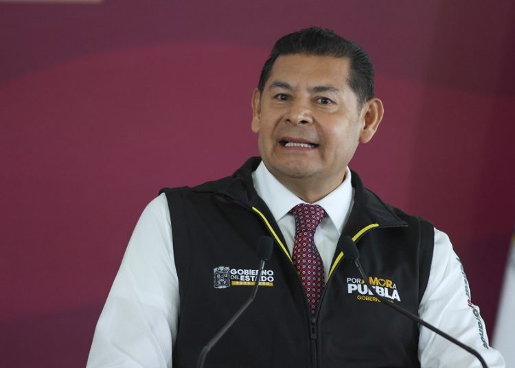 Carlos Gómez y Rufo Juárez dejan el Ayuntamiento de Puebla