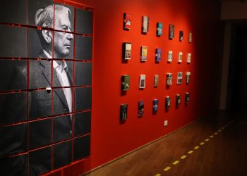 ‘Con L mayúscula’, homenaje de Bolivia a Mario Vargas Llosa