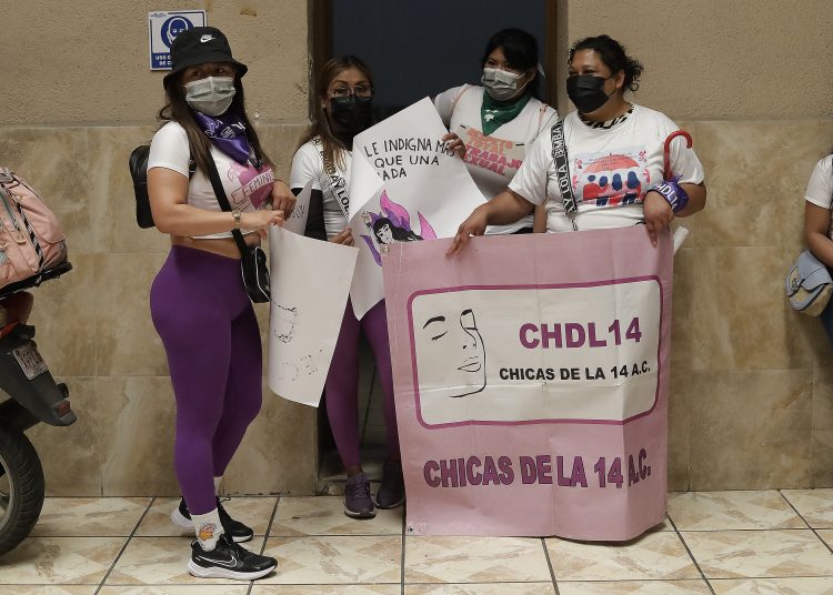 “Chicas de la 14” niegan extorsiones de integrantes de Fuerza 2000