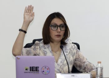 Christian Mariana Ceballos asumió formalmente el cargo de Presidenta Provisional del IEE