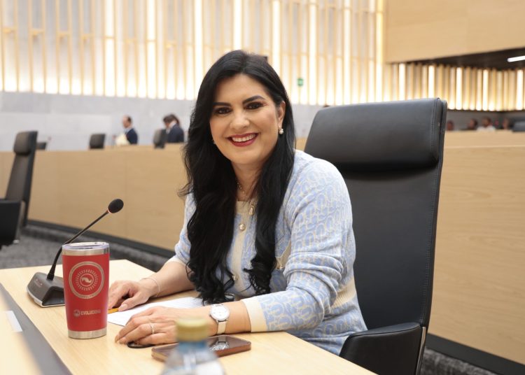 Proponen a Congreso consultas para validar concesión de servicios municipales
