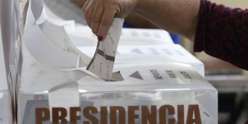Preparan cascadas de licencias para postularse