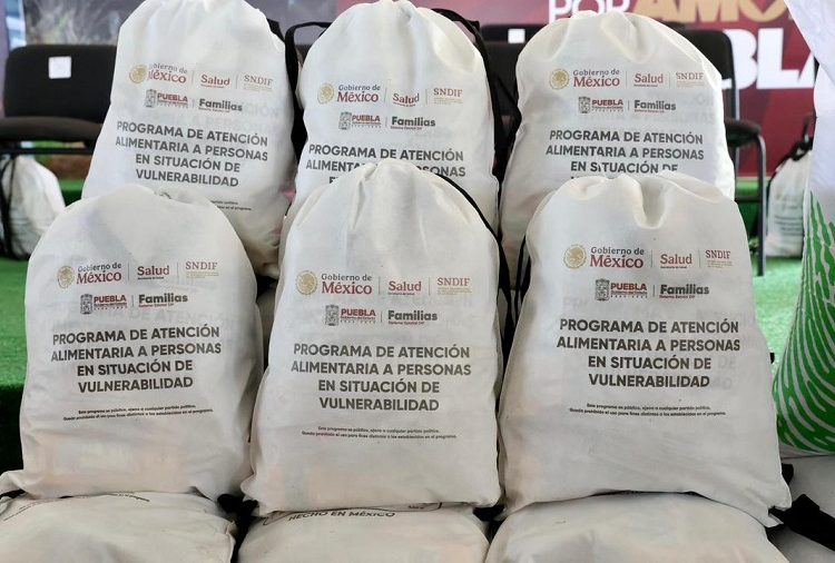 Sedif mantiene entrega de apoyos alimentarios en distintas regiones