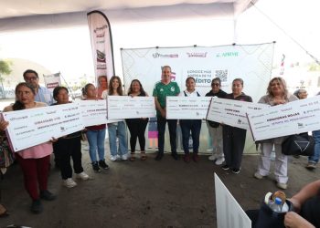 Pepe Chedraui entrega créditos para impulsar negocios