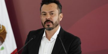 Incremento salarial a maestros costaría 860 mdp