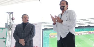 LaVolpe y Herrera debaten sobre el XI ideal de México para el Mundial