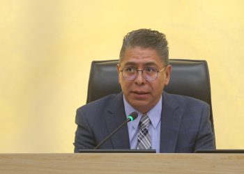 IEE debe frenar promoción anticipada en Puebla
