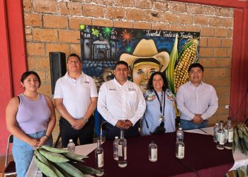 Impulsan expoventas artesanales en espacios emblemáticos de los municipios