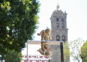 Pepe Chedraui inaugura la exposición ‘Viajando con Timoteo. El mundo como escenario’