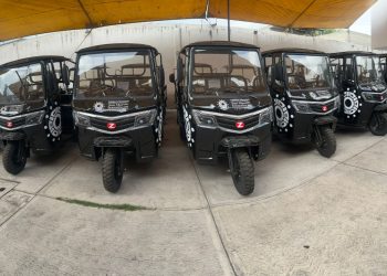 Entregan 50 motocarros para servicios de limpieza en Texmelucan