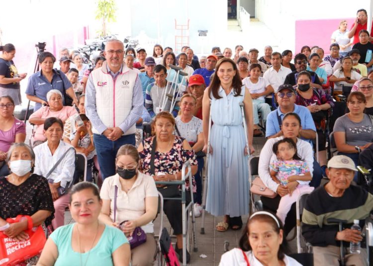 MariElise Budib fortalece la inclusión social con entrega de aparatos funcionales
