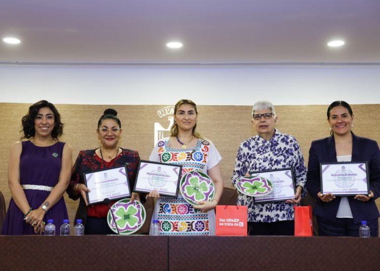 Norma Estela Pimentel Méndez impulsó en la Upaep la quinta sesión de la Cátedra Hermila Galindo