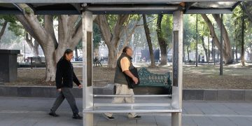 Congreso avala concesionar paraderos del transporte público por 10 años