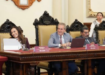 Aprueba Cabildo solicitudes de pensión y jubilación de trabajadores del Ayuntamiento