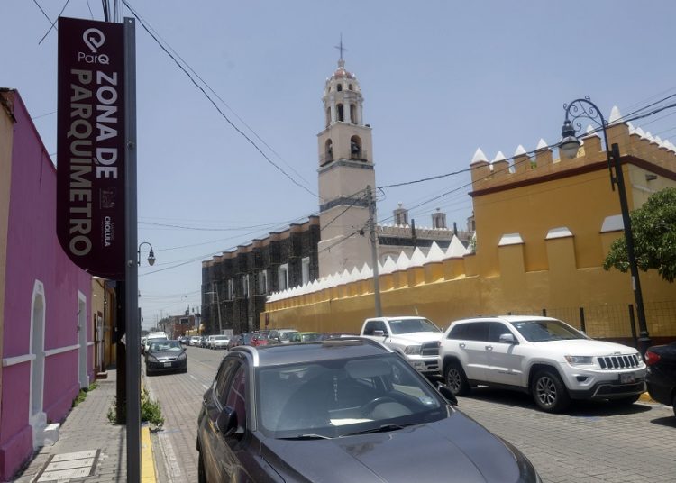 San Pedro Cholula aclara sanciones y operación de parquímetros