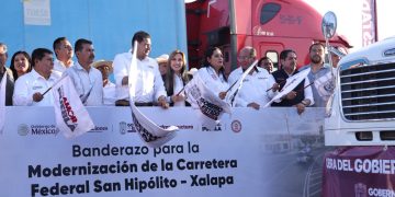 Rehabilitan con 120 millones de pesos carretera San Hipólito-Xalapa
