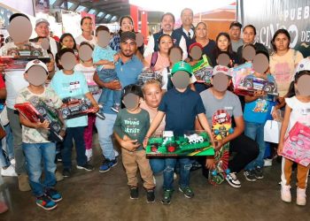 Sedif lleva a familias de 33 municipios a la Feria de Puebla