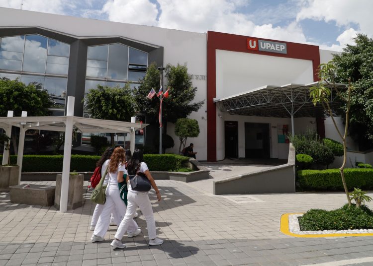 Upaep y Ayuntamiento impulsan atención médica comunitaria
