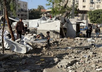 Israel mata a 10 gazatíes, entre ellos 4 niños, en bombardeo contra vivienda