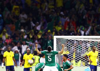 México avanza al quinto partido de la Copa del Mundo