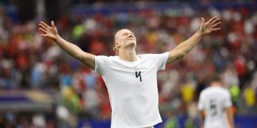 Haaland sentencia in extremis a Costa de Marfil y cita a Noruega con Brasil en octavos