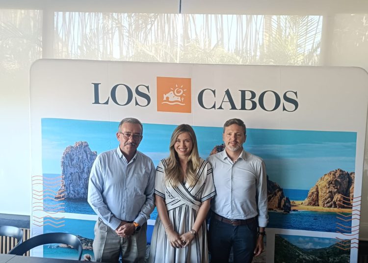 Los Cabos esperan 35 mil turistas poblanos al año con nuevo vuelo